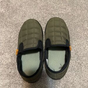 Vans Quilted Slip-Ons - Olive Green